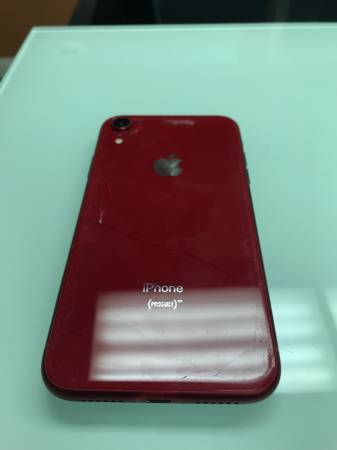 iPhone XR, Red
